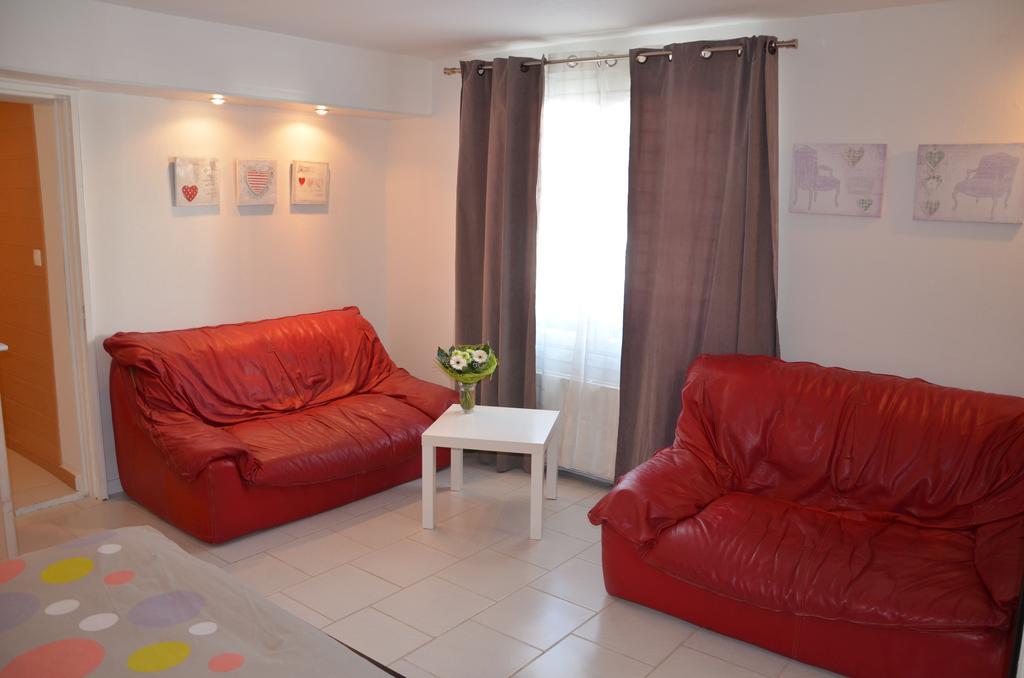 Jardin De Marceau Bed & Breakfast Blasimon Phòng bức ảnh